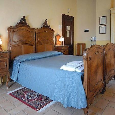 Agriturismo Le Due Torri Torre Quadrano Spello Ngoại thất bức ảnh