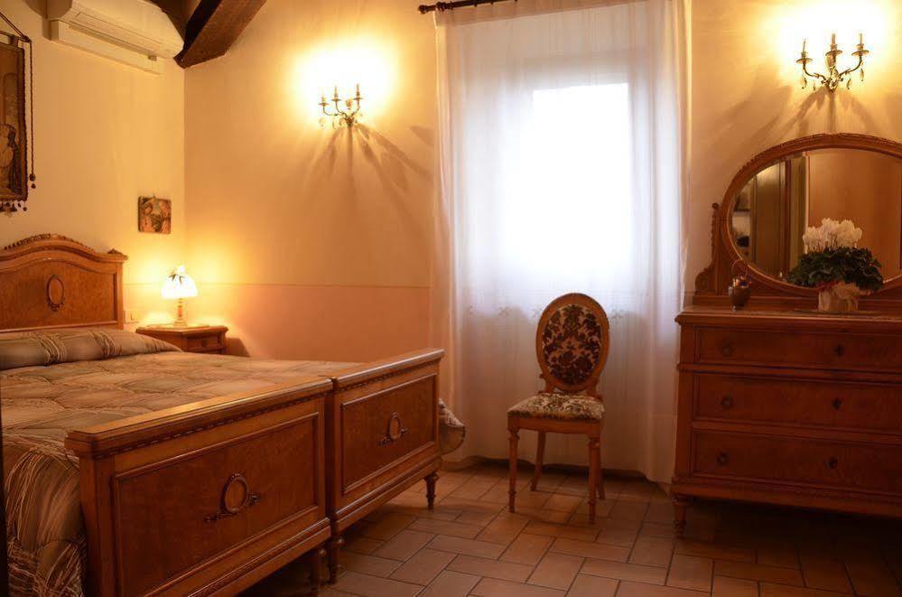 Agriturismo Le Due Torri Torre Quadrano Spello Ngoại thất bức ảnh
